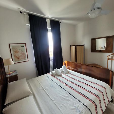 Garda Best Living Appartement Desenzano del Garda Buitenkant foto