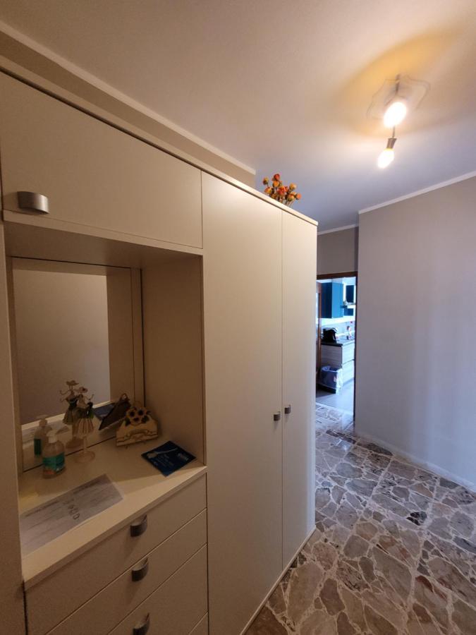 Garda Best Living Appartement Desenzano del Garda Buitenkant foto